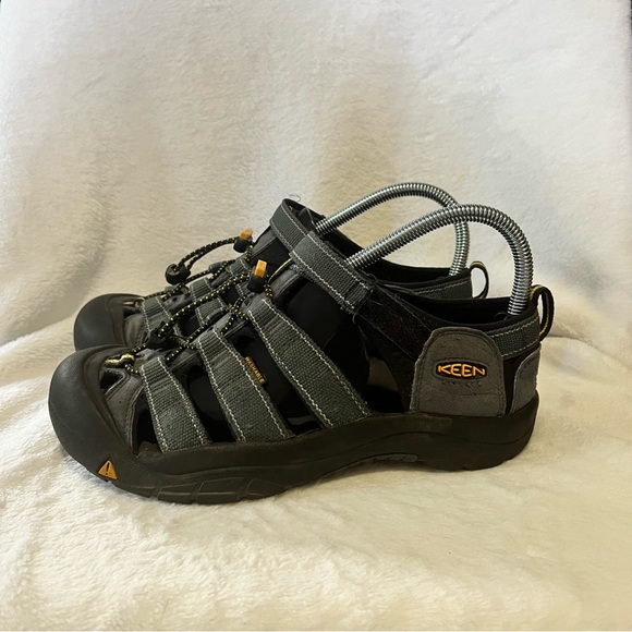 Keen Newport H2 Sandals Navy Blue Waterproof 1006557 Youth US Size 6 - Picture 2 of 9